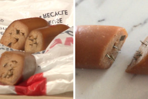 Владелица собак с ужасом обнаружила у себя во дворе сосиски с лезвиями