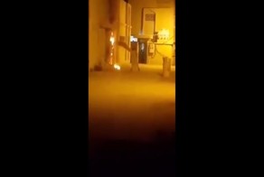 В Йемене мужчина попытался потушить горящий электрощит водой