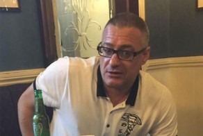 В Лондоне футбольный фанат Рой Лернер преградил путь террористам