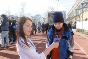 Скромный маленький футболист рассказал о своей команде