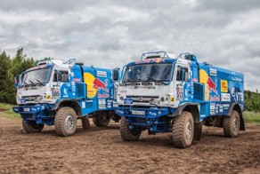 Поездка на легендарном гоночном грузовике "КамАЗ-мастер"