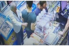 Выпивший мужчина не захотел стоять в очереди и пырнул ножом посетителя, стоявшего у кассы