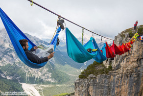 Весна над пропастью