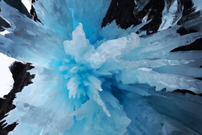 Лучше гор могут быть только... замёрзшие водопады