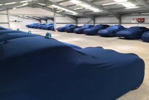 Парковка для эксклюзивных автомобилей в центре Лондона