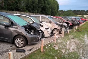 В Великобритании водитель протаранил 22 припаркованных автомобиля