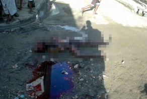 Очень жестокий самосуд над насильником