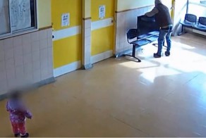 Цыганская семейная кража телевизора попала на видео