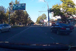 Авария дня. Женщина погибла сидя на автобусной остановке