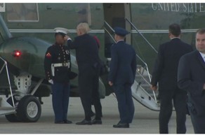 Трамп вернул улетевшую фуражку солдату, но она снова улетела