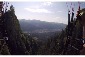 Красочный полет в горах Румынии, от которого захватывает дух