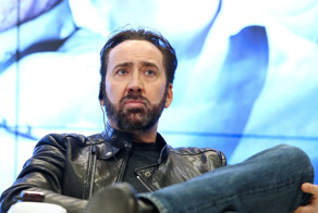 Фото: Николас Кейдж в казахском костюме стал интернет-мемом