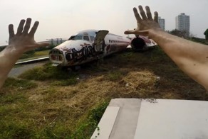Паркур на кладбище самолетов в Таиланде