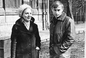 Молодой президент: редкие фото Путина из личных архивов