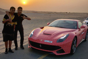 15-летний инстаграмер оформил Ferrari в стиле брендов Supreme и Louis Vuitton
