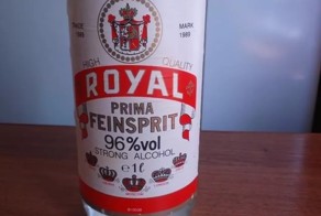 1990-е годы. 10 главных алкогольных напитков эпохи становления воровского капитализма в России