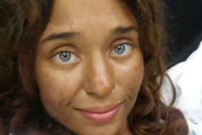 25-летняя студентка месяц питалась грибами и ягодами, блуждая одна в лесу