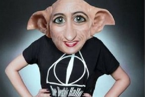 Вот как работает гений фотошопа... и троллинга!