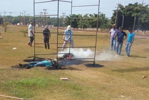 Рабочие погибли при попытке передвинуть строительную вышку-туру