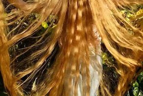 Как ухаживает за волосами длиной 1 метр 60 см современная Рапунцель