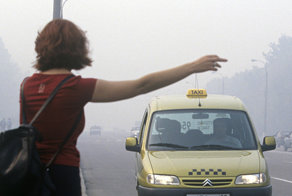 «Народные» методы: почему таксисты заставляют пассажиров умываться зелёнкой