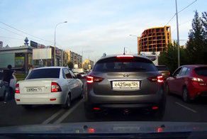 Автохам на белой Приоре из Красноярска