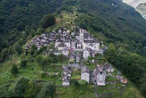600-летняя швейцарская деревушка борется за выживание