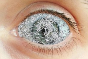 Двусмысленные коллажи Джонни Смита сделали его королем инстаграма
