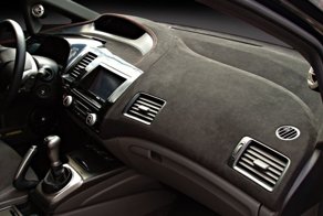 Почему переднюю панель автомобиля называют "торпедо"?