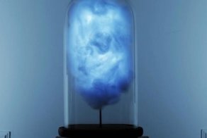 Французский художник создал светящийся политический барометр