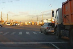 Столкновение с грузовиком в Иркутске