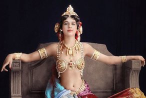 Соблазнительные танцы Маты Хари: редкие снимки начала 20 века