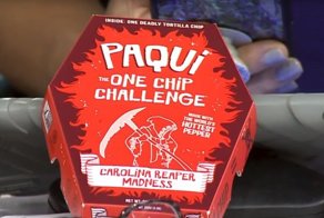  В США телеведущие съели чипсы с одним из самых острых в мире перцев и очень скоро пожалели об этом