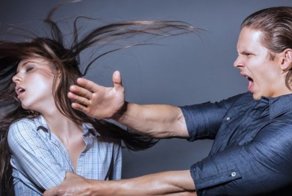 Девушка в машине