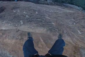 Бейсджампер показал самый неудачный прыжок в своей жизни, который чуть не стал фатальным