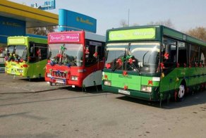 Свадебный кортеж из автобусов в Алматы
