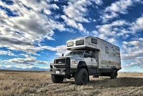 Полностью автономный дом на колесах, пригодный для любых экспедиций