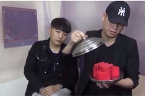 Новые приключения китайского фокусника и его друга, который вечно всё портит