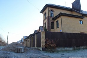 "Стреляет из травмата, чтобы соседи не ездили мимо его коттеджа"