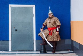 Прошлое в настоящем: 14 персонажей русской истории в проекте самарского фотографа