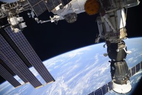 Свежие фотографии Сергея Рязанского с борта МКС