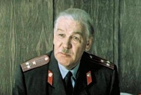 "Тебя посодют, а ты не воруй": милиционеры из любимых советских фильмов