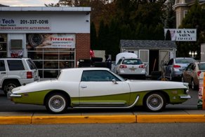 Stutz Blackhawk - мечта звезд, миллионеров и драгдилеров