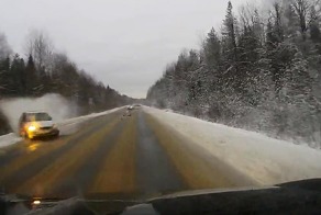 Авария дня. Отмороженный обгон в Коми