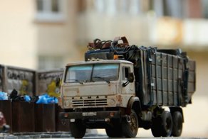 Шикарные автомобильные диорамы с грузовиками и автобусами