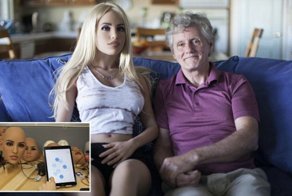 58-летний американец не скрывает отношений с секс-роботом от жены