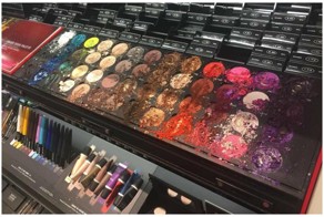 Разгром косметического бутика на 1300 долларов