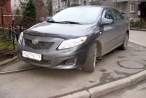 Позор Петербурга: автохамы на тротуарах