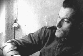 Евгений Петров