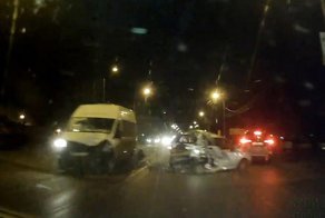 Сзади прилетело: в Твери ГАЗель протаранила Матиз
